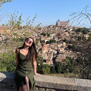 Meet your Posher, Angela